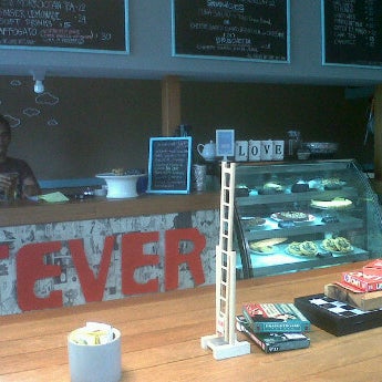 1/10/2012 tarihinde Ika P.ziyaretçi tarafından DROP. The Coffee Spot'de çekilen fotoğraf