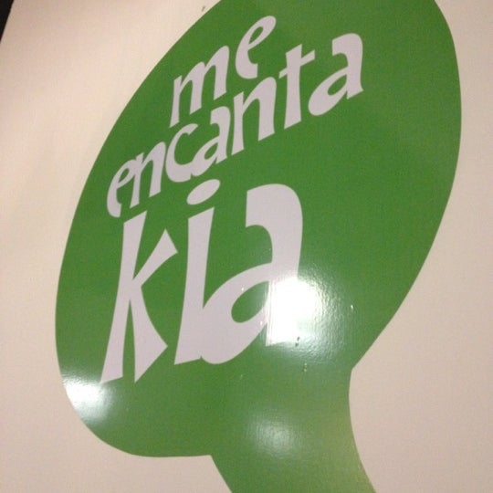 รูปภาพถ่ายที่ Kia Sushi โดย Juan Carlos เมื่อ 9/3/2012
