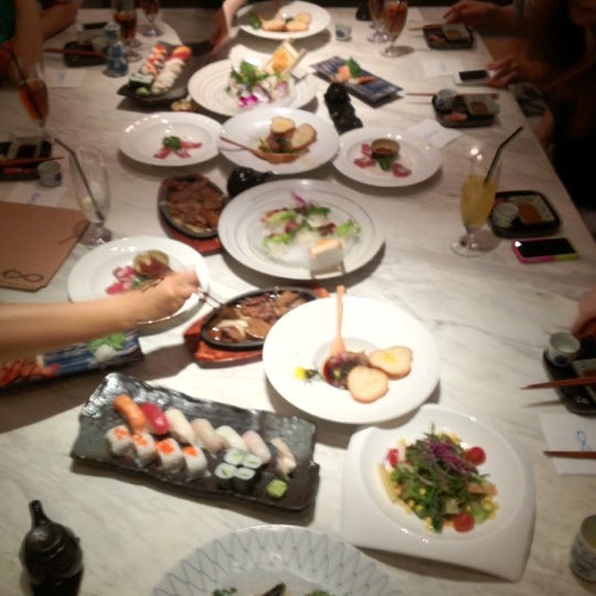 Photo prise au Sushi Abuse par Jessica S. le5/16/2012