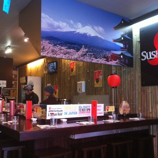 11/5/2011에 Dee P.님이 Sushi Ninja에서 찍은 사진