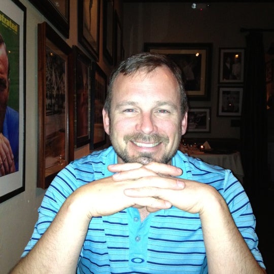 4/7/2012에 Kristyn H.님이 Arnold Palmer&#39;s Restaurant에서 찍은 사진