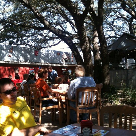 Photo taken at Nutty Brown Cafe by Donna Brown @. on 10/16/2011