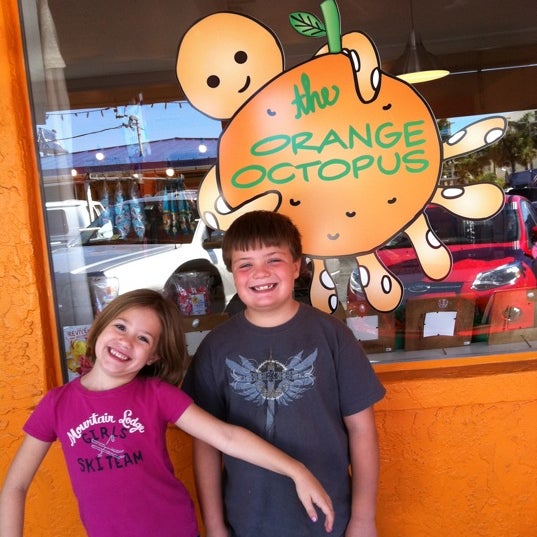 10/24/2011にIrina R.がThe Orange Octopusで撮った写真