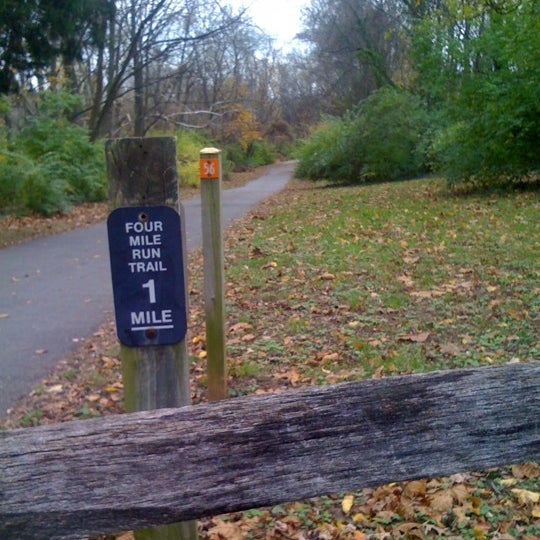Mile run. 4 mile.
