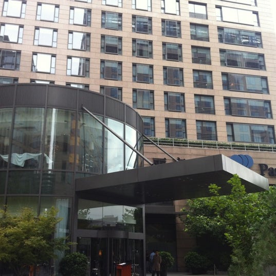 Парк плаза китай. Park plaza beijing science park 4. Poly international plaza, пекин китай. Park plaza beijing. Технопарк ташкент фото.