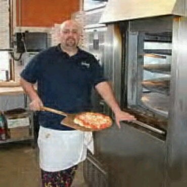 Foto tirada no(a) Joe&#39;s Pizza por Lorenzo C. em 4/11/2011