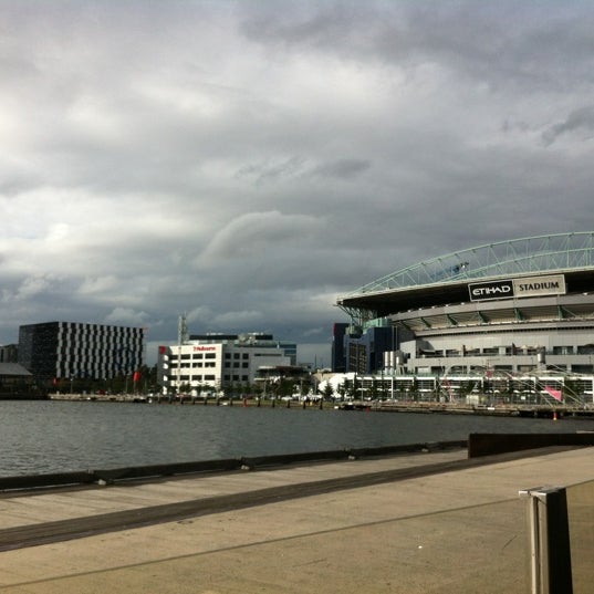 Foto tirada no(a) Watermark Docklands por Utsi C. em 3/23/2012
