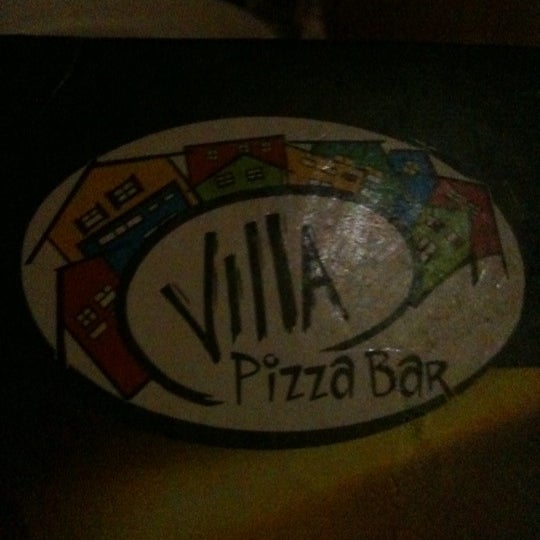 Photo taken at Villa Pizza Bar by Luis Fernando P. on 6/23/2012