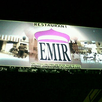 Foto scattata a Emir da Victor G. il 2/12/2012