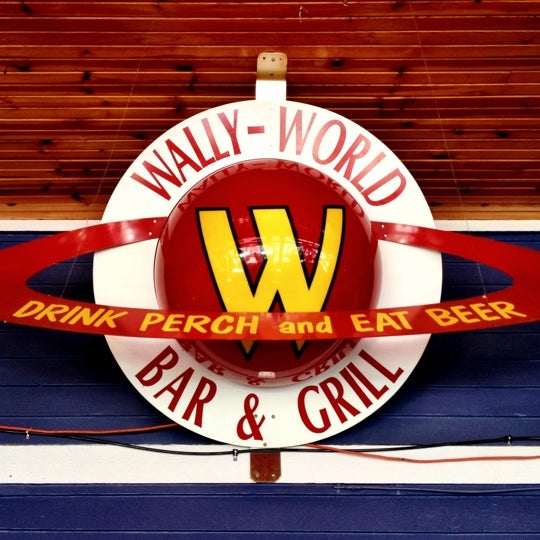 Photo prise au Wally&#39;s Bar &amp; Grill par A le9/3/2012