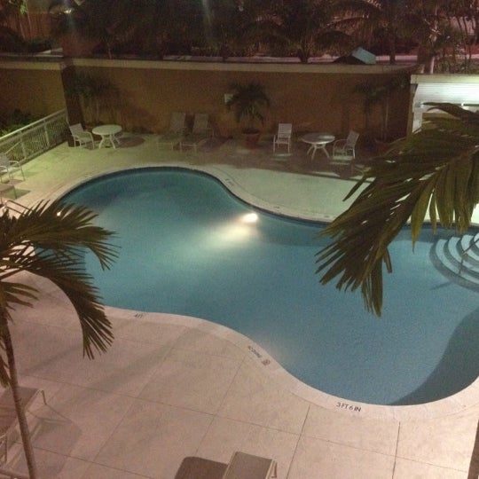 Photo taken at Courtyard by Marriott Miami Aventura Mall by Bart L. on 3/27/2012