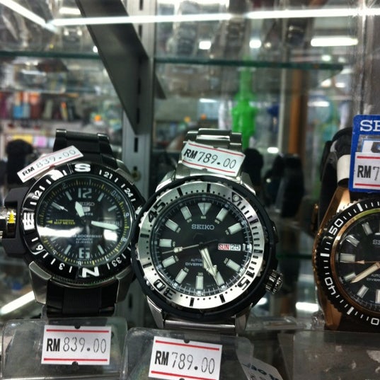 Shark trading. Часы трейдера биржевые. Часы aviator v. Watch trading. 146.