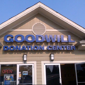 Photo taken at Goodwill by Nhy L. on 5/25/2012