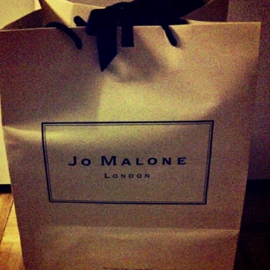 Photos At Jo Malone 新宿伊勢丹 Cosmetics Shop Photos At Jo Malone 新宿伊勢丹 Cosmetics Shop