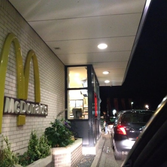 Foto tirada no(a) McDonald&#39;s por David v. em 8/29/2012