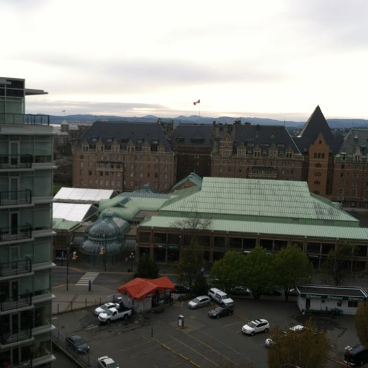 Photo taken at Victoria Marriott Inner Harbour by Stephie M. on 4/22/2012