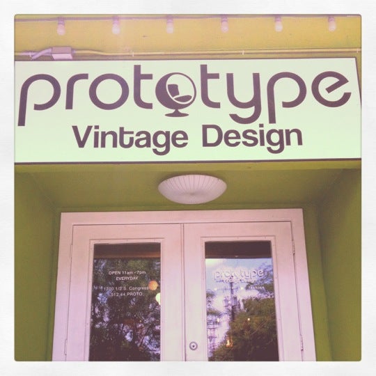6/17/2012 tarihinde Cliktrips (Jen Amadio)ziyaretçi tarafından Prototype Vintage Design'de çekilen fotoğraf