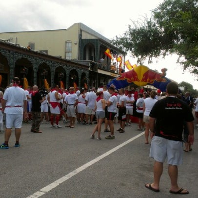 Photo prise au Seville Quarter Oyster Bar par Cindy T. M. le7/21/2012