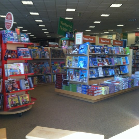 Barnes & Noble West Des Moines, IA