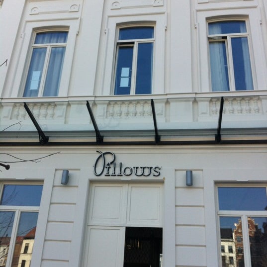 Das Foto wurde bei Pillows Grand Boutique Hotel Place Rouppe von Jaap V. am 3/22/2012 aufgenommen