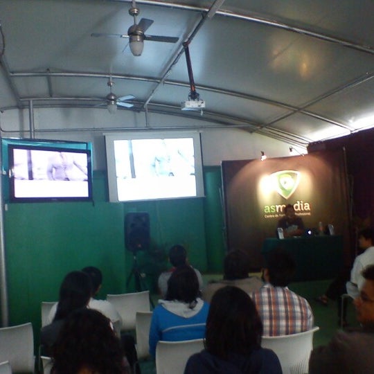 Photo taken at AS Media Centro de Formación Profesional by Projer T. on 7/6/2012
