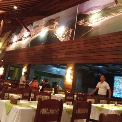 Das Foto wurde bei Restaurante Hangar von Ricardo C. am 7/25/2012 aufgenommen