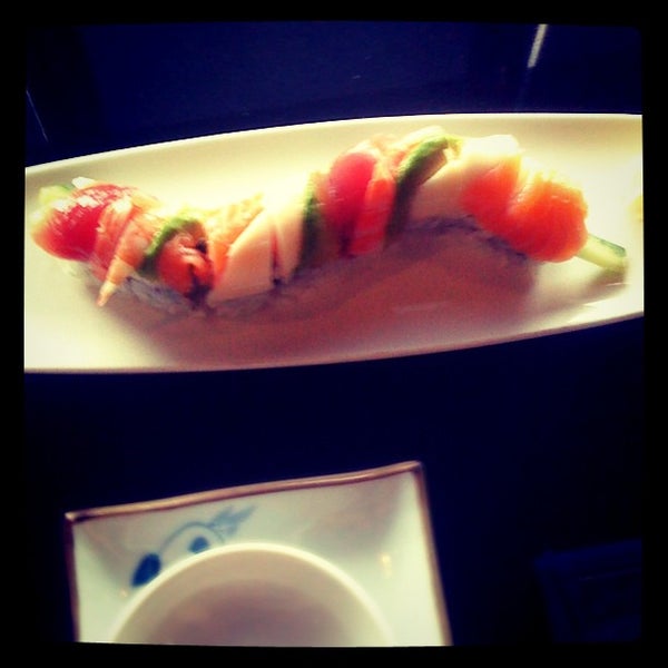 Photo taken at Suzi&#39;s China Grill &amp; Sushi Bar by Sophia H. on 8/24/2012