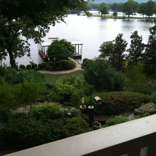 Photo taken at Lookout Point Lakeside Inn by Angie S. on 4/26/2012