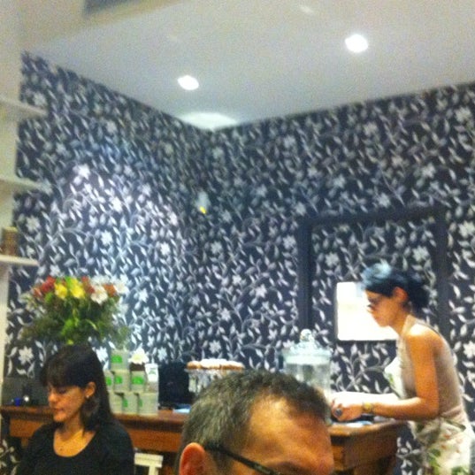 4/21/2012にEliがAdolfo Caféで撮った写真
