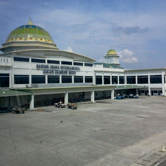 Sultan Iskandar Muda International Airport (BTJ) - 203 tips from 12954