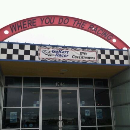 Foto tirada no(a) GoKart Racer por Fong C. em 5/3/2012