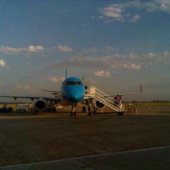 Foto tomada en Aeropuerto Internacional de Rosario - Islas Malvinas (ROS)  por Elisa el 3/12/2012