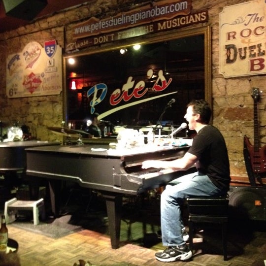 Pete's Dueling Piano Bar Downtown Austin 421 E 6th St