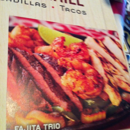 Photo taken at Chili&#39;s Grill &amp; Bar by Khaled on 9/2/2012