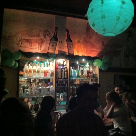 Photo taken at Reilly&#39;s Irish Tavern by Dee C. on 3/18/2012