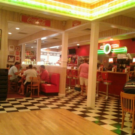 Photo taken at Big Al&#39;s Soda Fountain and Grill by Genevieve N. on 7/27/2012