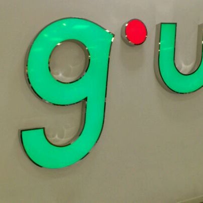 Gu Clothing Store In 粕屋町