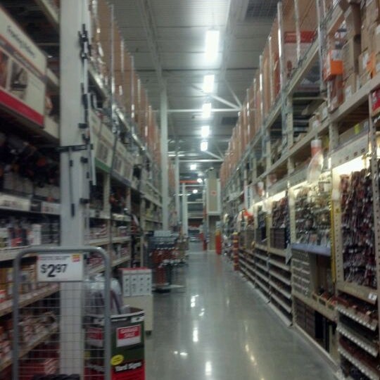 The Home Depot Blue Springs, MO'da fotoğraflar