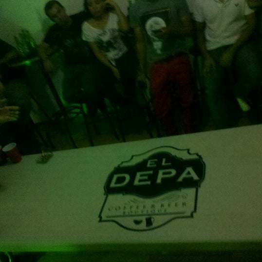 7/21/2012 tarihinde Cristina P.ziyaretçi tarafından El Depa'de çekilen fotoğraf