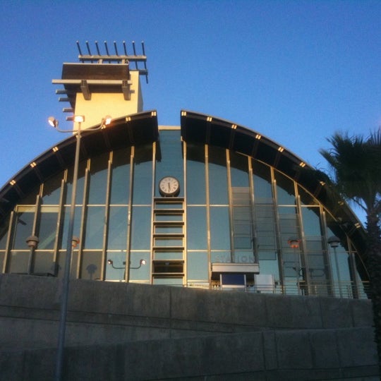 Solana Beach Amtrak Station (SOL) - Train Station in ...