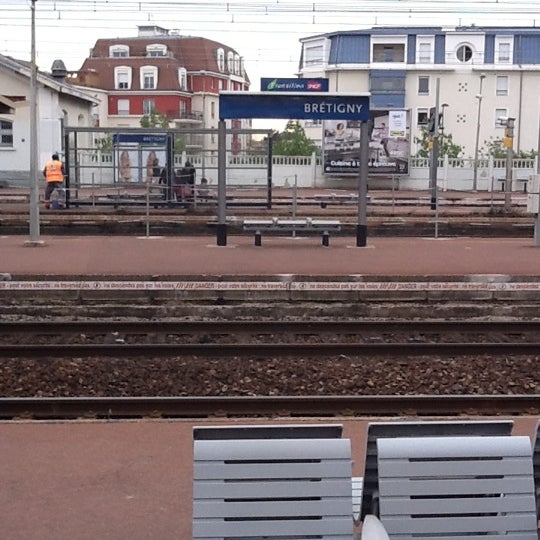 RER Brétigny [C] Gare à