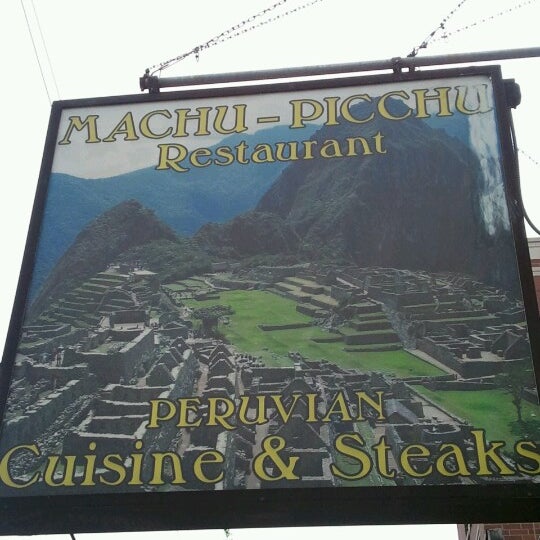 6/23/2012 tarihinde Cassie U.ziyaretçi tarafından Machu Picchu Restaurant'de çekilen fotoğraf