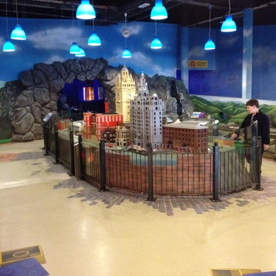 4/28/2012 tarihinde Philip J.ziyaretçi tarafından Legoland Discovery Centre'de çekilen fotoğraf