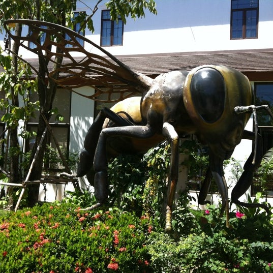 Das Foto wurde bei Big Bee Farm (Pattaya) von Stepan G. am 8/28/2012 aufgenommen