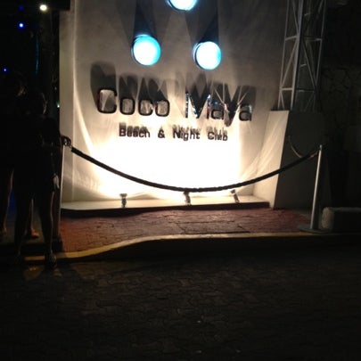 รูปภาพถ่ายที่ Coco Maya Beach &amp; Night Club โดย Paul เมื่อ 8/2/2012