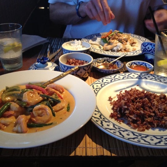 4/4/2012にElvyra M.がSiam Square Thai Cuisineで撮った写真