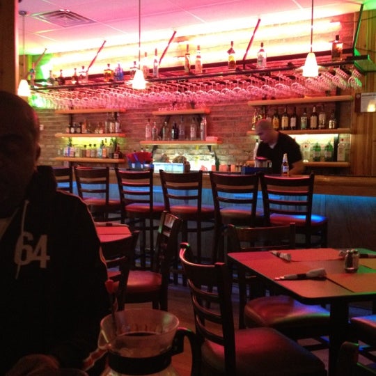 3/10/2012にEChi G.がCesar&#39;s Killer Margaritasで撮った写真