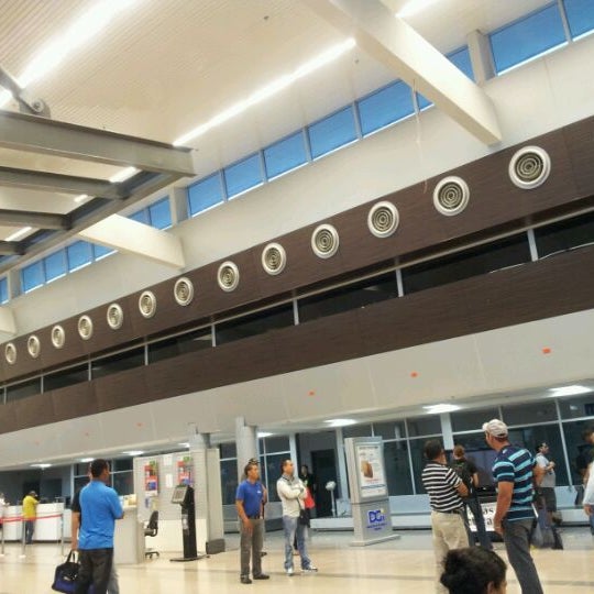 Photo taken at Aeropuerto Internacional Enrique Malek (DAV) by djproper i. on 5/19/2012