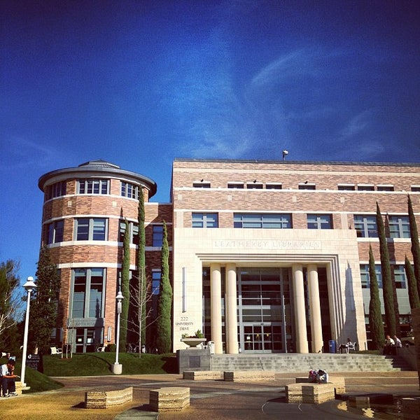 Chapman University Leatherby Libraries College Library