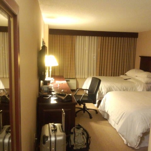 Foto tomada en Sheraton Philadelphia University City Hotel  por melrin6186 el 8/20/2012